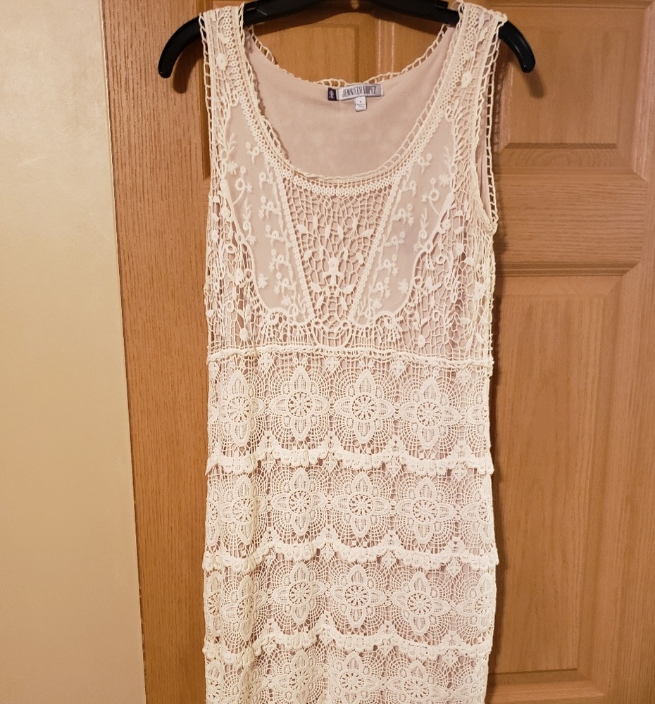 Cream   Lace dress, size small ,  knee